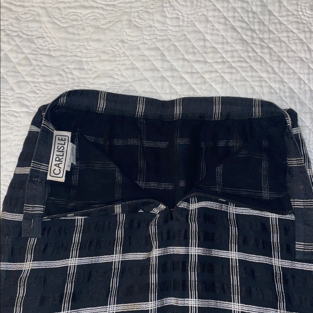 Vintage Carlisle Black & White Linen/Cotton blend mini wrap skirt. Lined. Size 6 - Picture 4 of 8